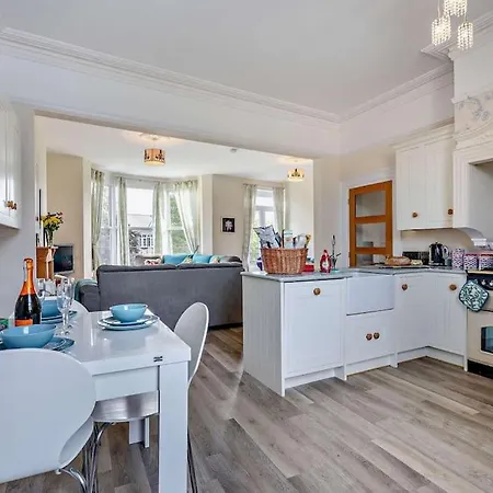 Dizzy Heights Swanage Sleeps 10 With Amazing Views Villa Exterior photo