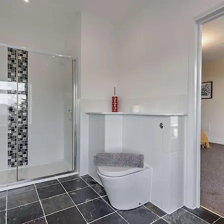 Dizzy Heights Swanage Sleeps 10 With Amazing Views Villa Exterior photo