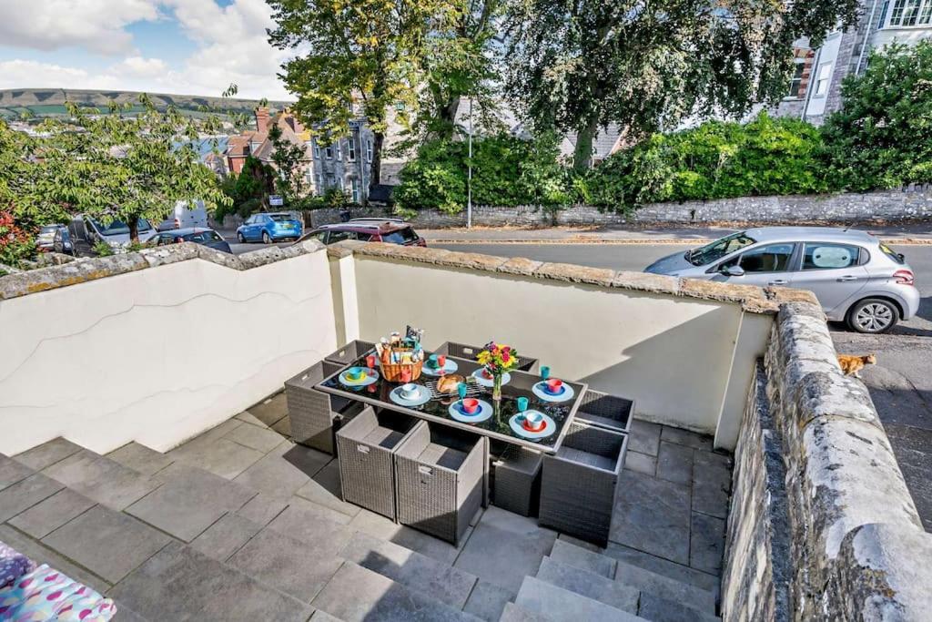 Dizzy Heights Sleeps 10 With Amazing Views Holiday home