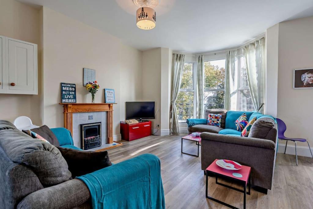 Dizzy Heights Sleeps 10 With Amazing Views Swanage