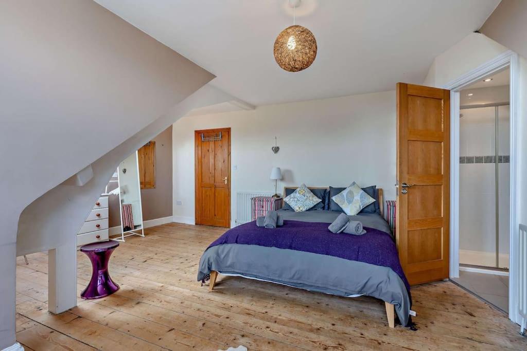 Dizzy Heights Sleeps 10 With Amazing Views Swanage
